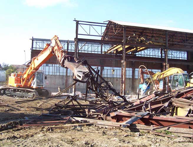 Demolizioni strutture metalliche