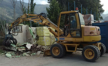 Escavatore idraulico gommato - tn. 9,5